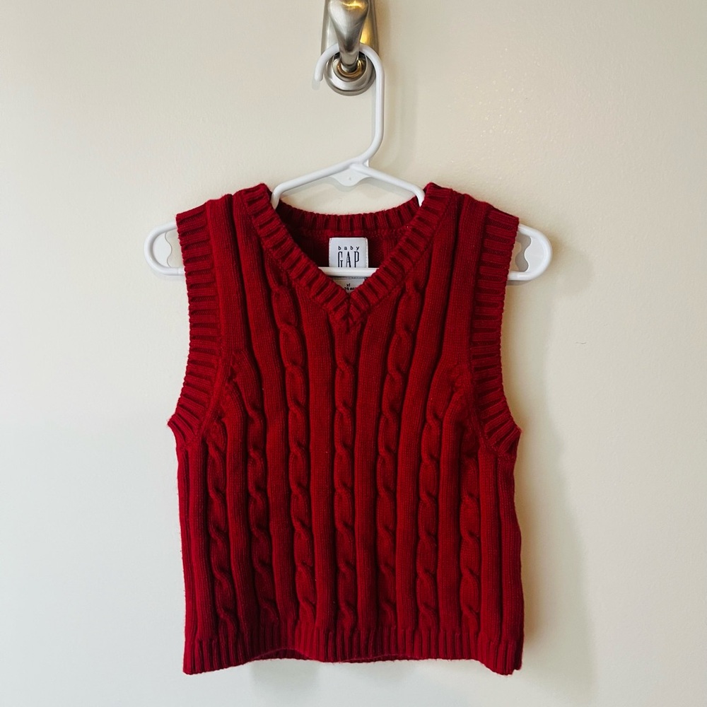 GAP Vintage Vibrant Red Knit Vest
